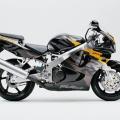 https://eshop-stickers.com/sites/default/files/imagecache/product_full/gallery_photos/1/cbr_900r_1996_1997_rrt_decals_stickers.jpg
