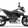 https://eshop-stickers.com/sites/default/files/imagecache/product_full/gallery_photos/1/ktm_duke_690_2008_stickers_decals_black_white.jpg