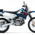 https://eshop-stickers.com/sites/default/files/imagecache/product_full/gallery_photos/1/suzuki_drz_400_s_dual_sport_2004_2005_decals.jpg