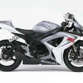 https://eshop-stickers.com/sites/default/files/imagecache/product_full/gallery_photos/1/suzuki_gsx-r_600_2006_k6_k5_k7_graphite.jpg