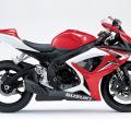 https://eshop-stickers.com/sites/default/files/imagecache/product_full/gallery_photos/1/suzuki_gsx_r_600_2007_k7_decals.jpg